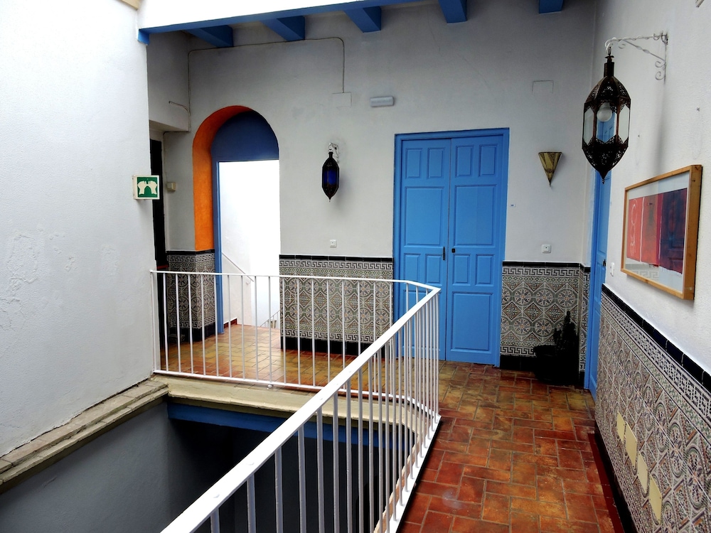 La Fonda 9/49