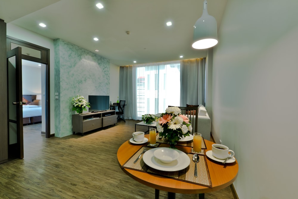Civic Horizon Hotel Residence 32/49
