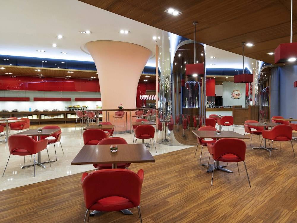 IBIS BANDUNG TRANS STUDIO 48/61