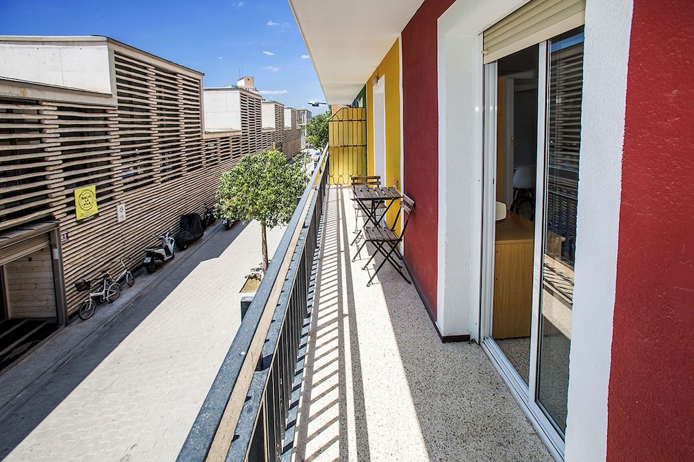 Hostal El Mercat 11/60