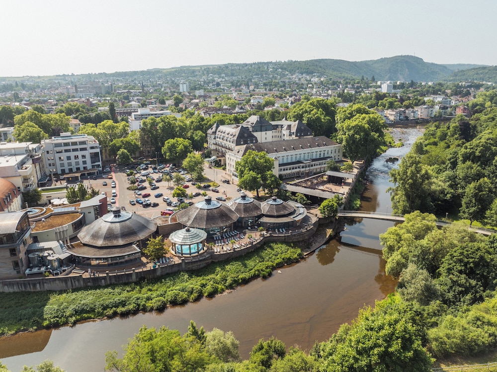 Parkhotel Kurhaus Bad Kreuznach 75/79