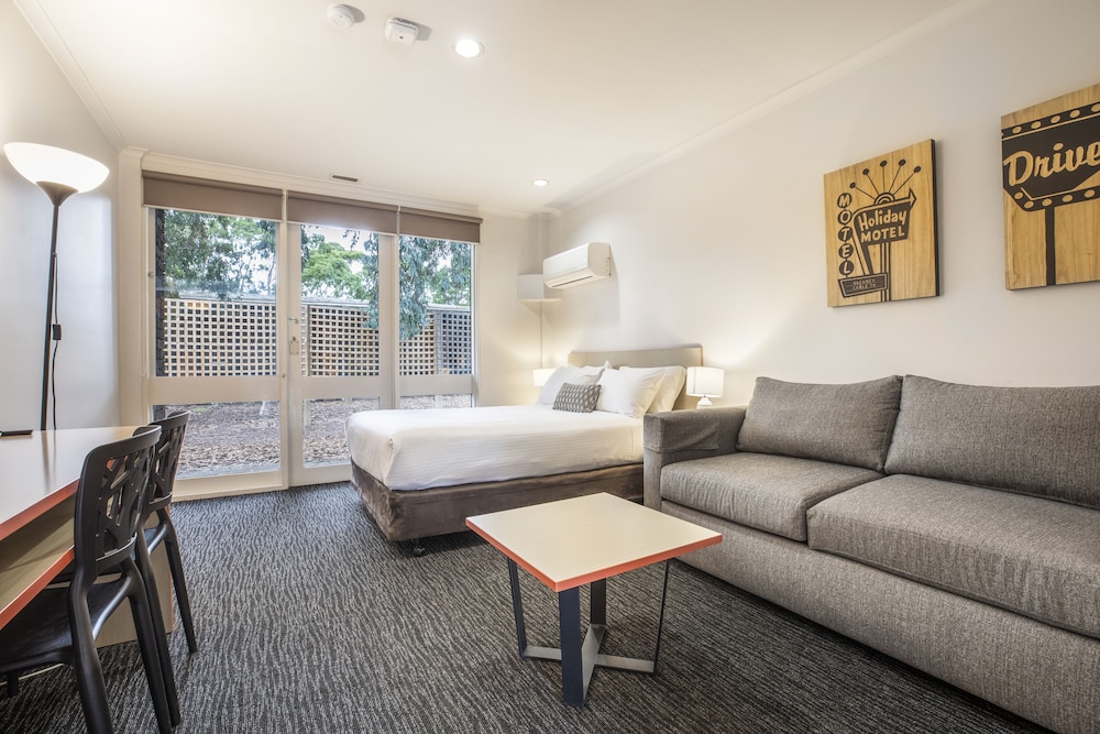Burvale Hotel 24/39