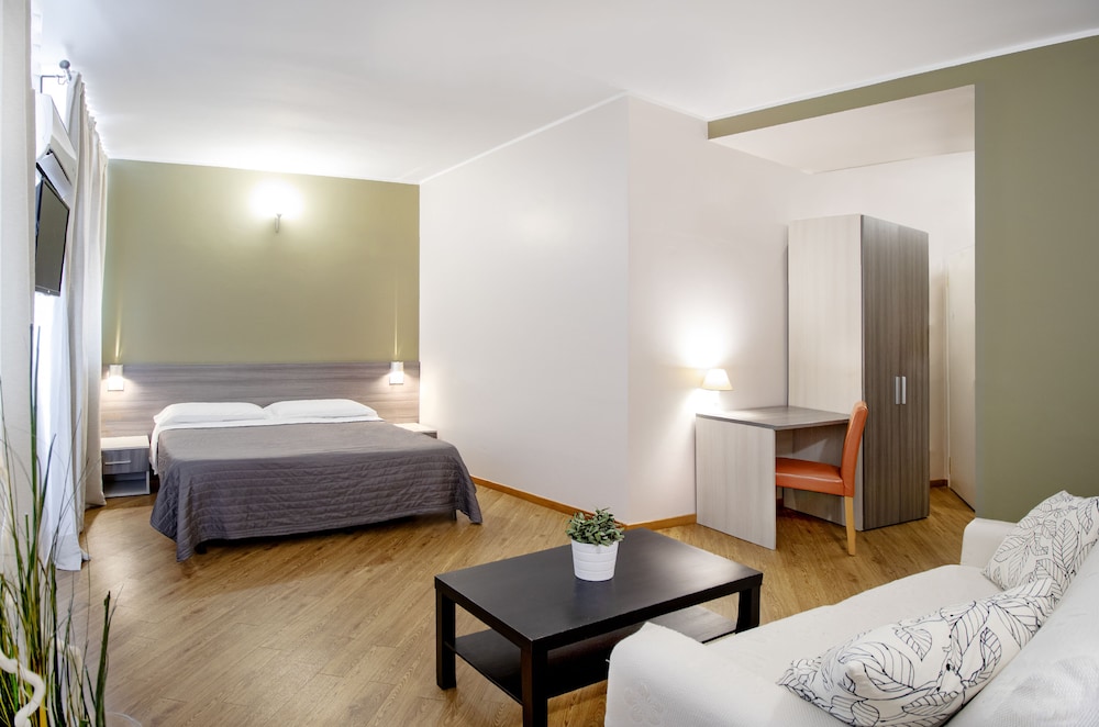 Al Borgo Residence Apartments And Rooms 6/30