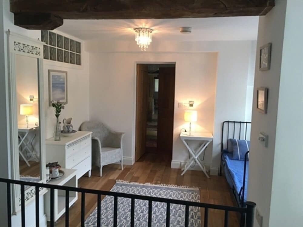 Stoneleigh Barn Bed And Breakfast 5/25