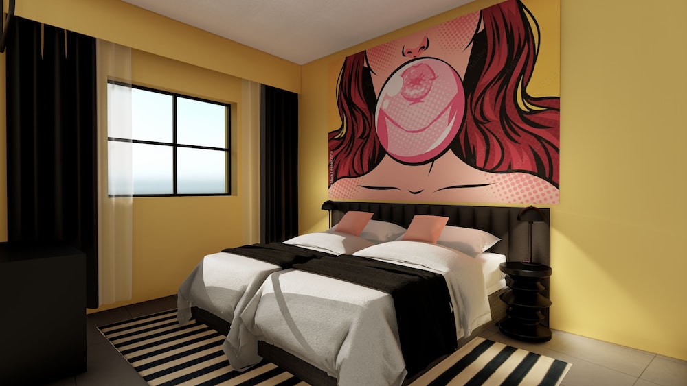 Hotel Casual Pop Art Benidorm 10/80