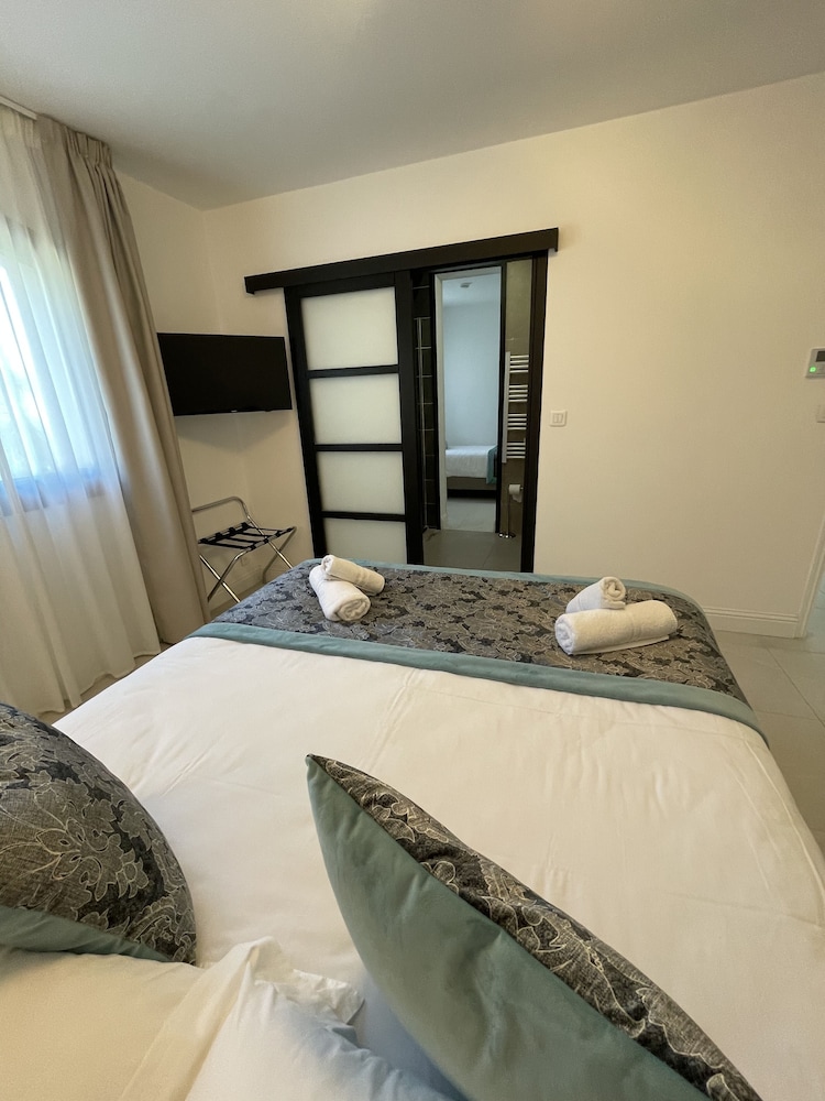 Confidentiel Hotel and Spa 35/78