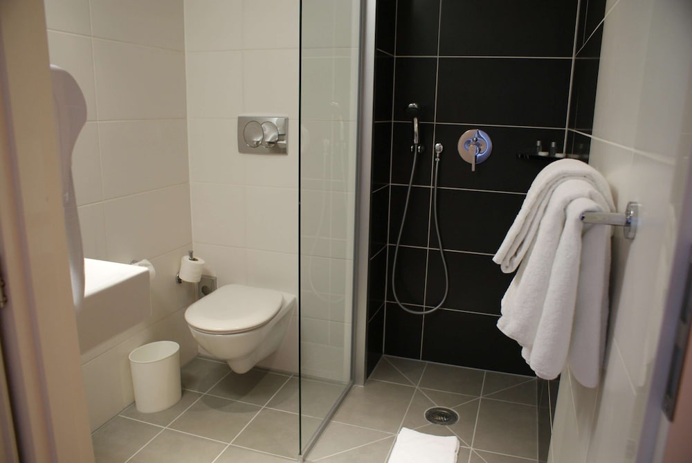 Ibis Styles La Rochelle Centre les Minimes 58/60