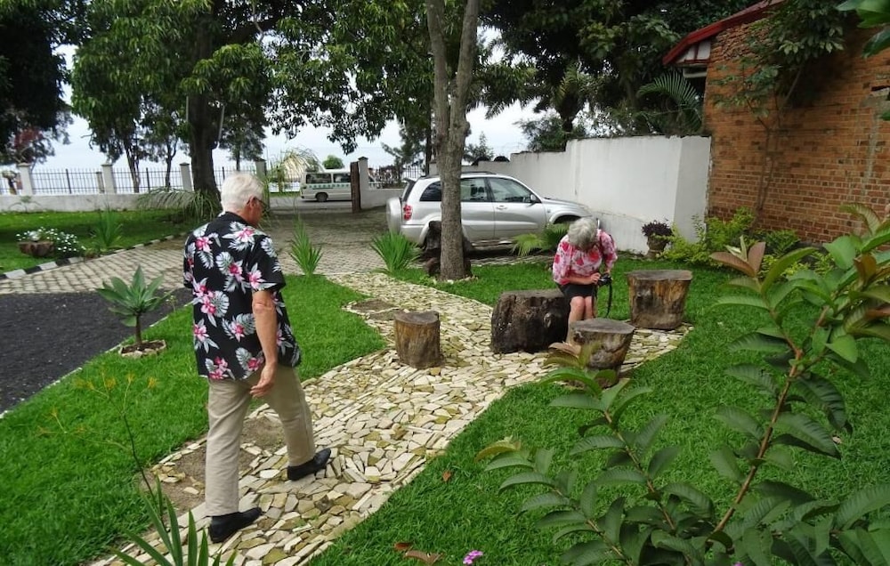 Beach Garden Bnb 36/48