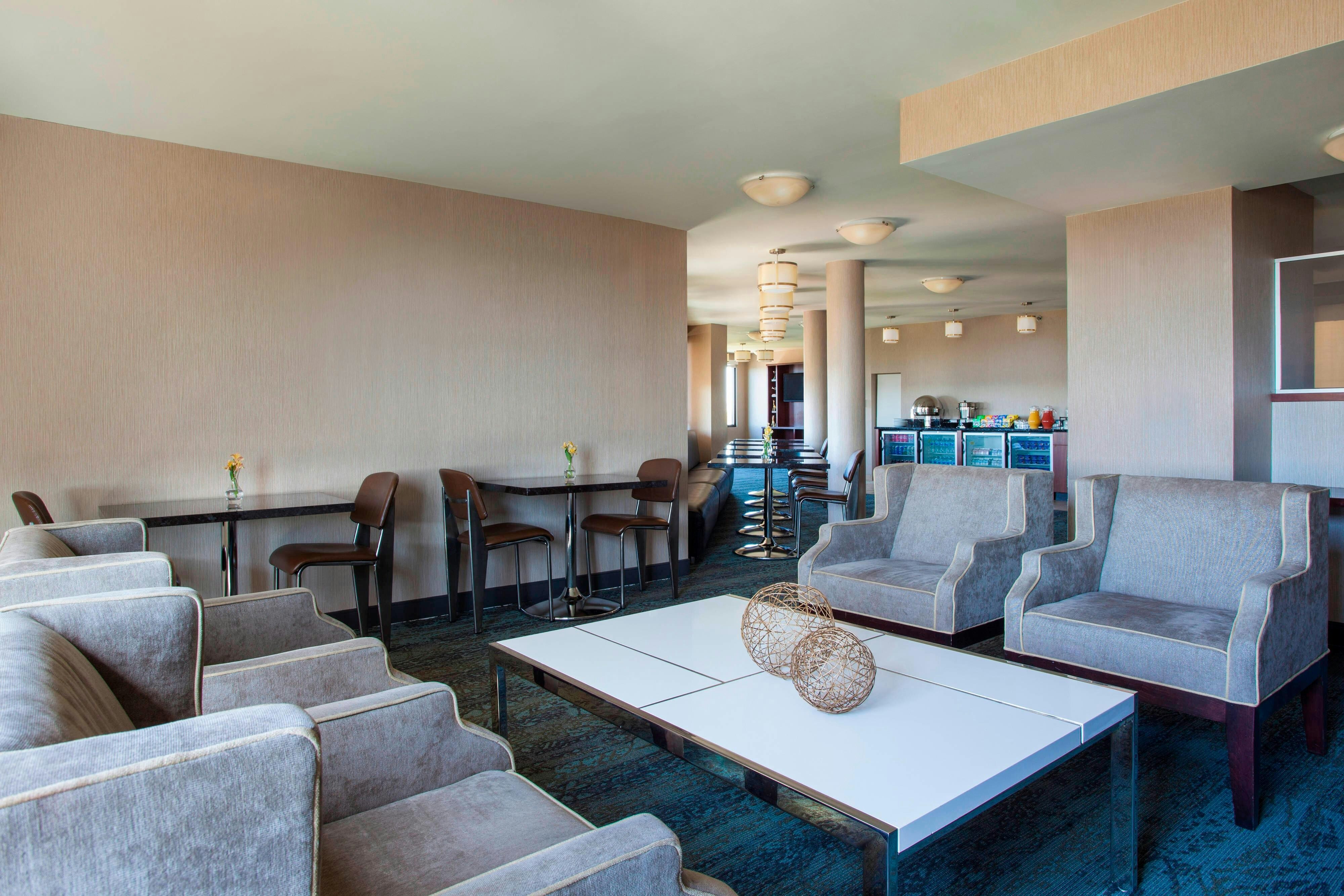 Sheraton Suites Philadelphia Airport 3/17
