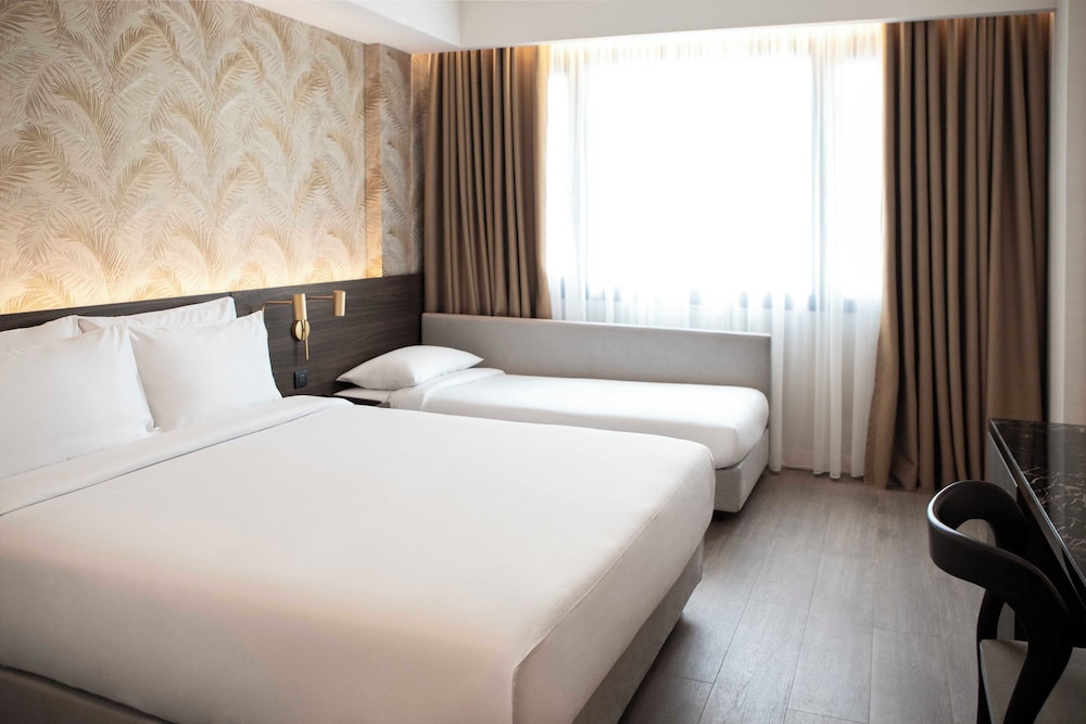 Luwian Athens Boutique Hotel 15/60
