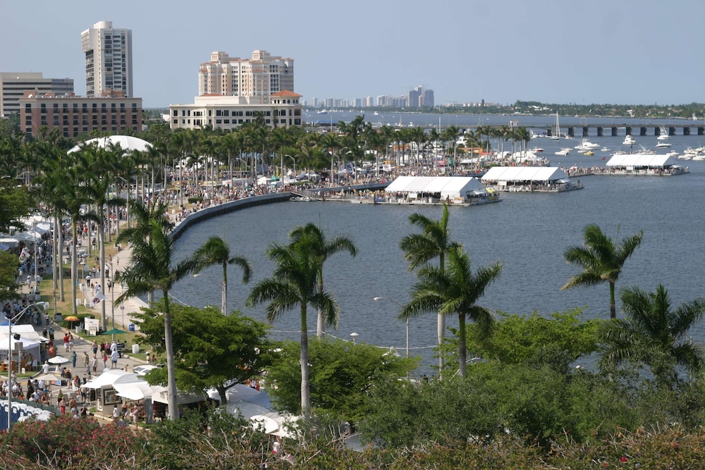 HILTON GARDEN INN BOCA RATON in BOCA RATON - FL