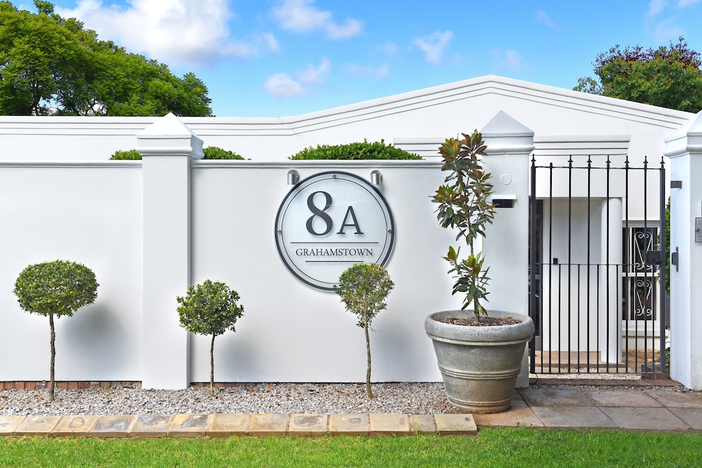 8A Grahamstown 1/33