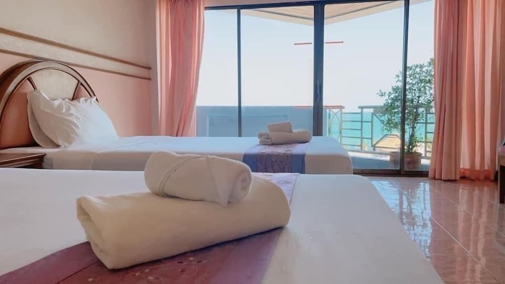 Supar Royal Beach Khanom 14/46