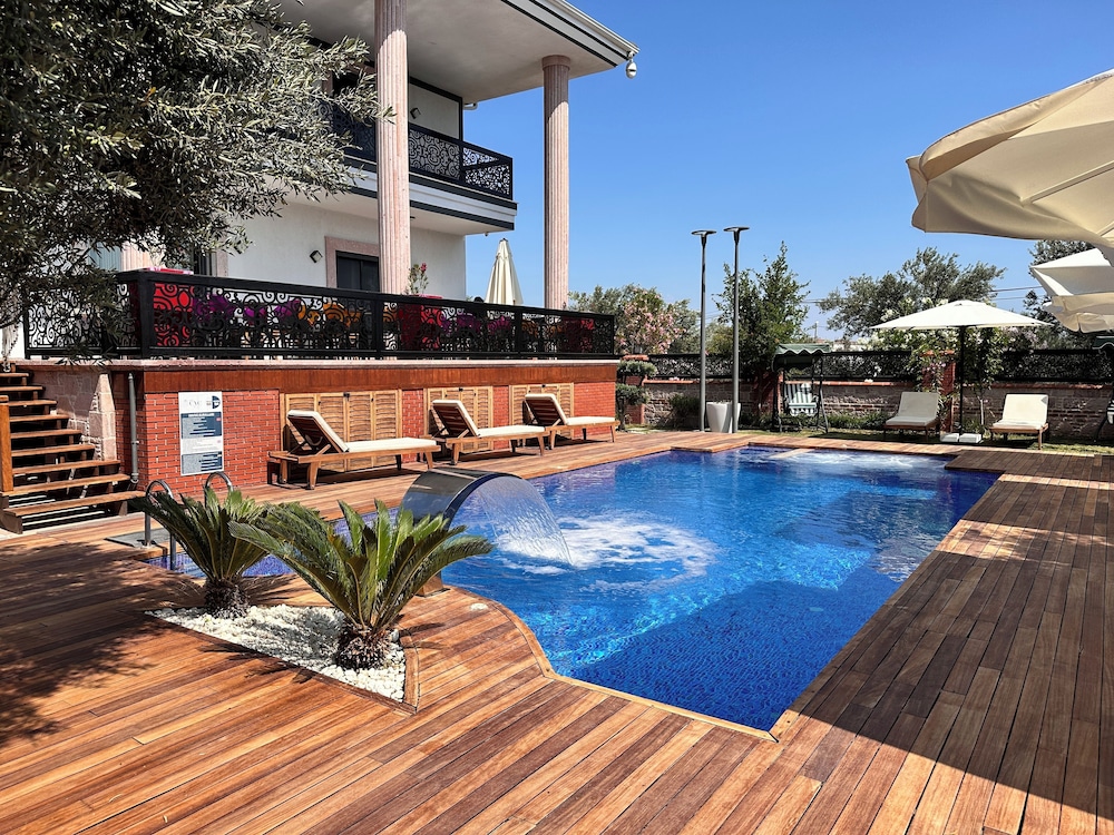 Cunda Eye +16 Adult Only 43/50