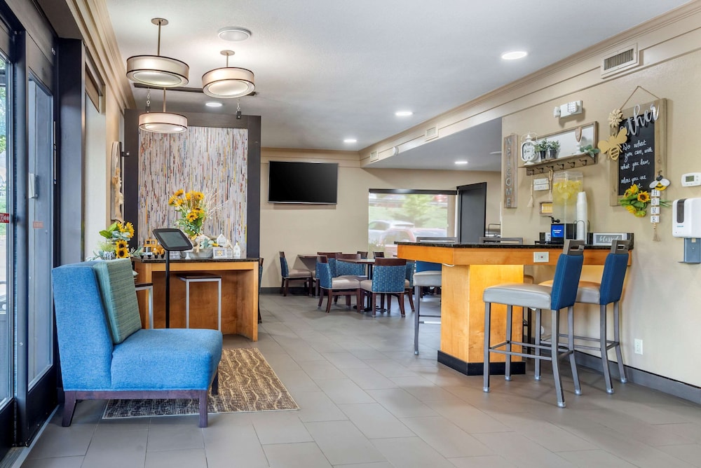 Comfort Inn Asheville East-Blue Ridge Pkwy Access 34/39