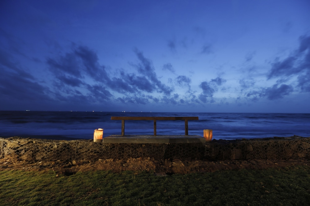 The Beach Boutique 24/30