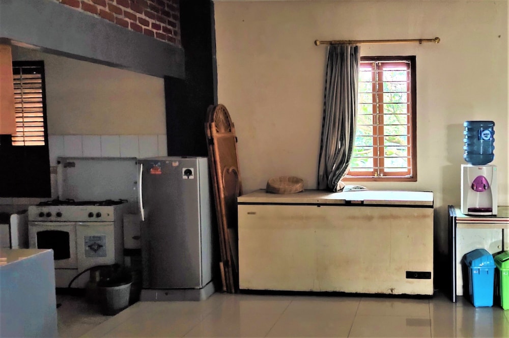 Villa Orange Lembang Pengkolan 6/24