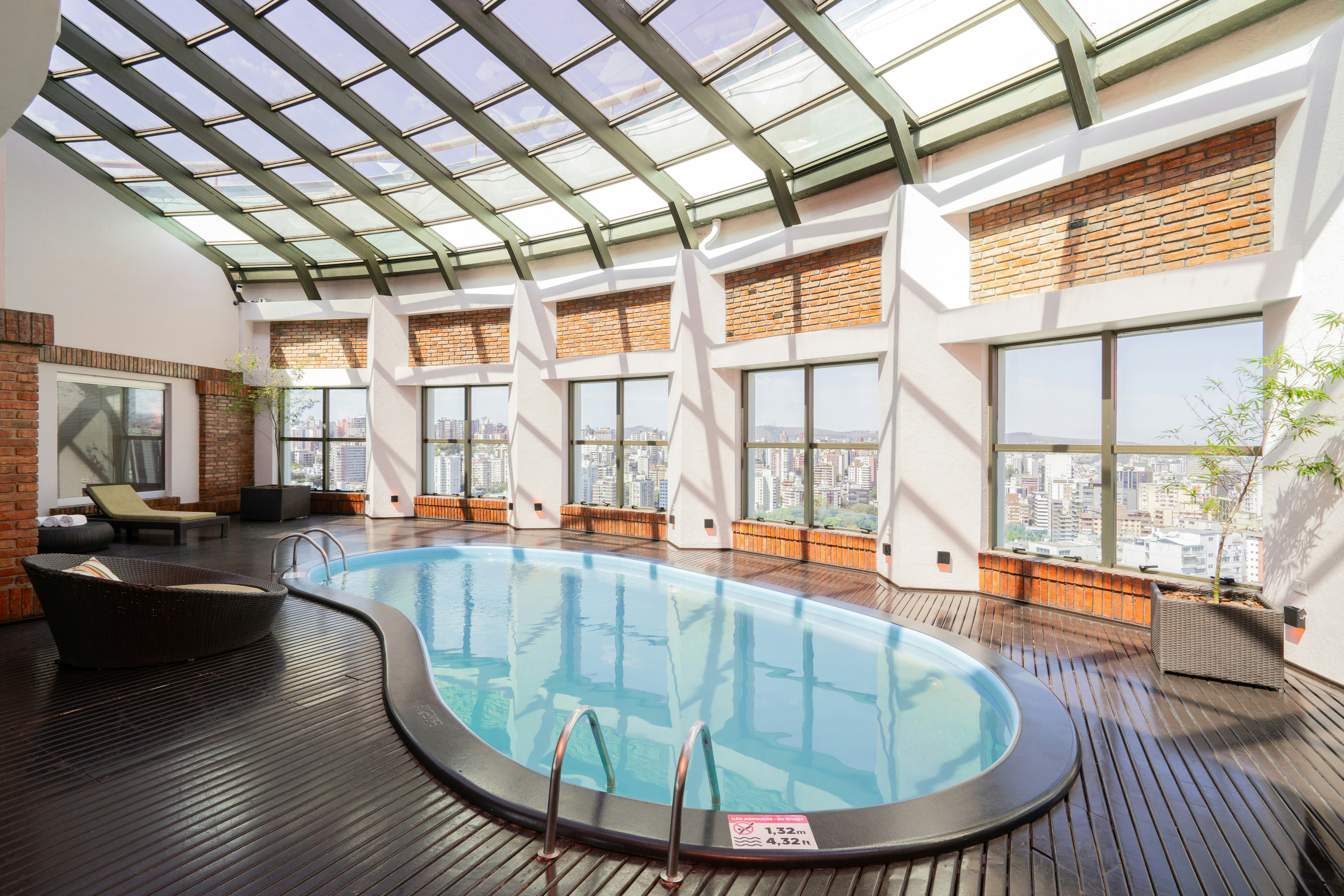 Hilton Porto Alegre 8/50