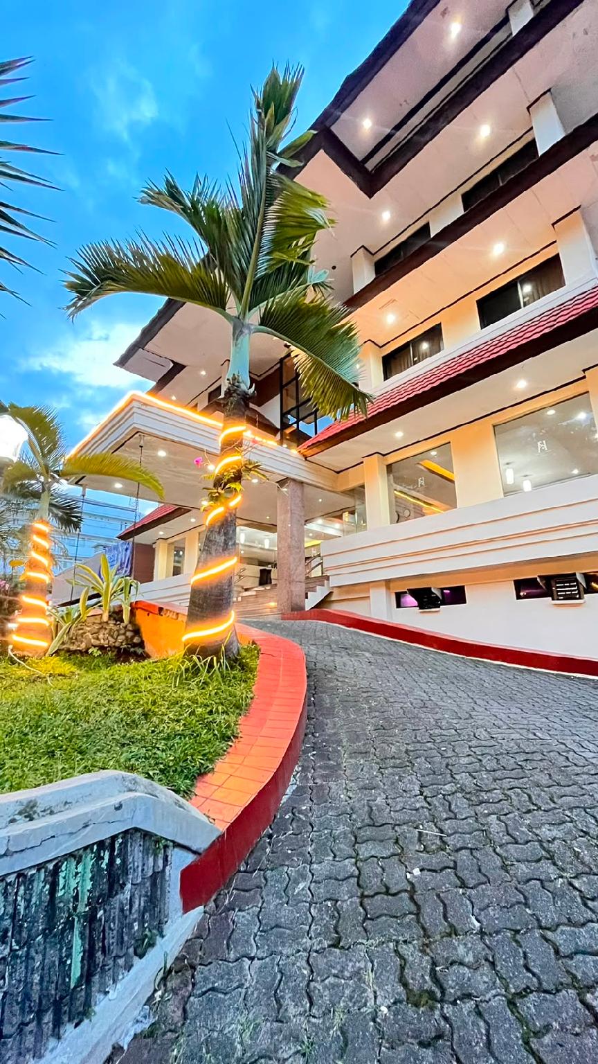 The Naripan Hotel By Amazing 42/47