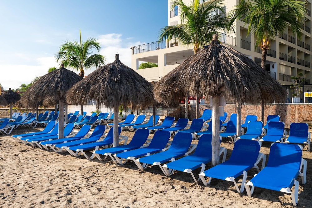 Decameron La Marina Guayabitos Ramada All Inclusive Resort 45/50