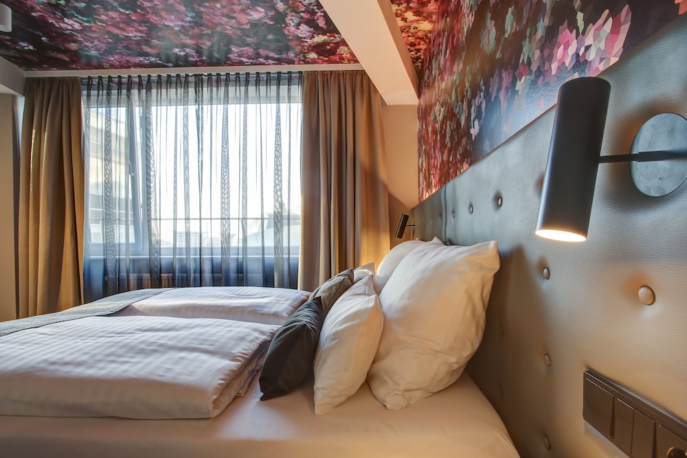 B&B HOTEL Hamburg-Hbf 10/49