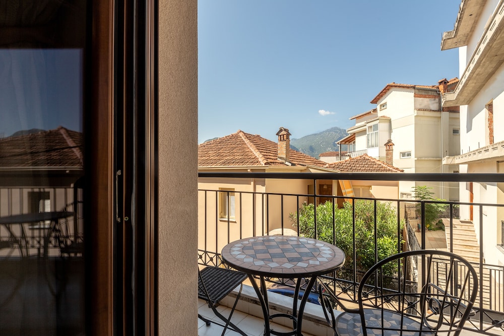 Toti Boutique Rooms 9/55