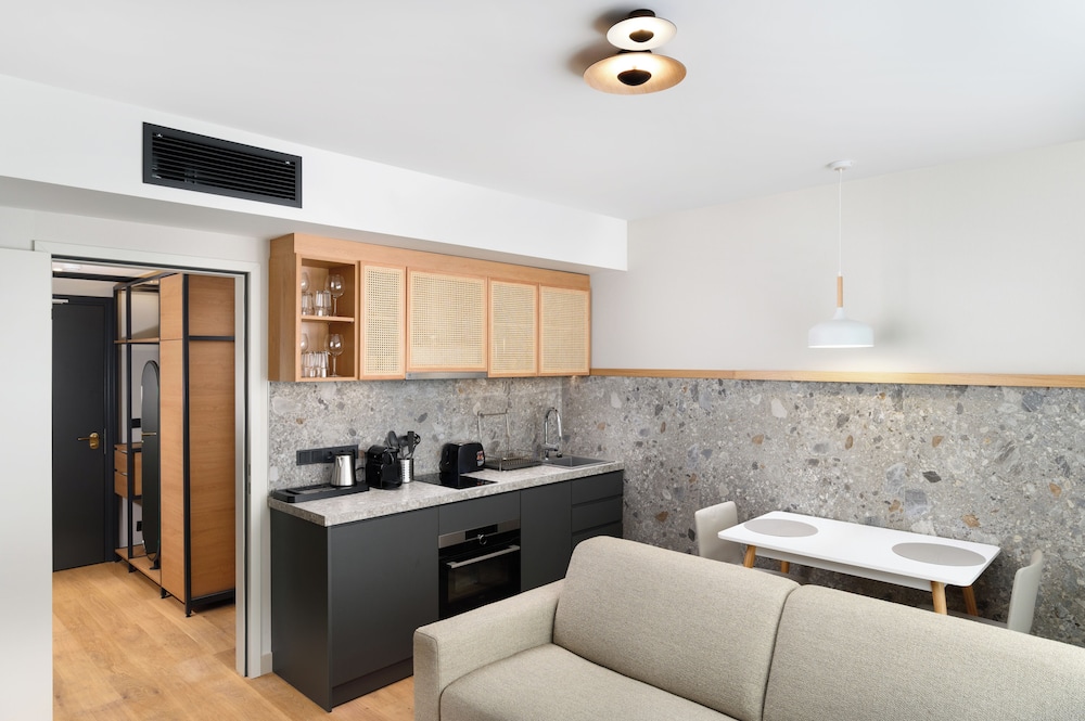 Mercure Debrecen Hungary 8/49