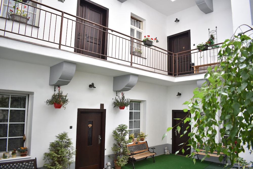 Aparthotel Davids 2/50