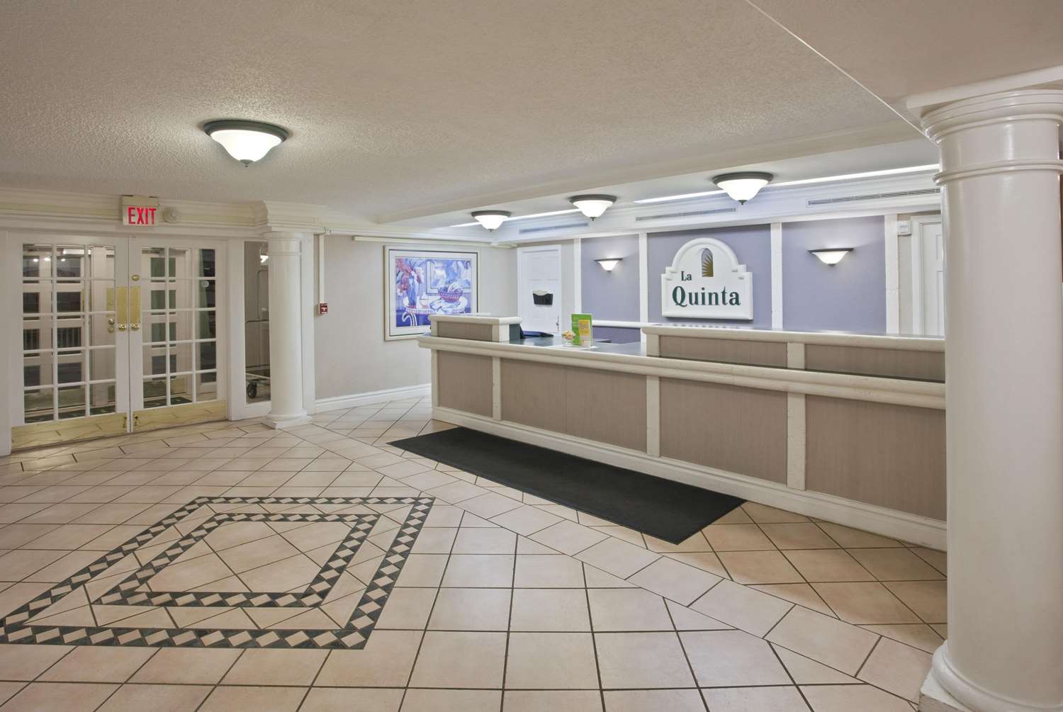 La Quinta Inn Omaha West 6/29