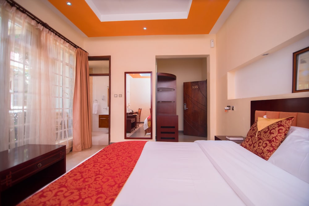 Falcon Heights Hotel 16/60