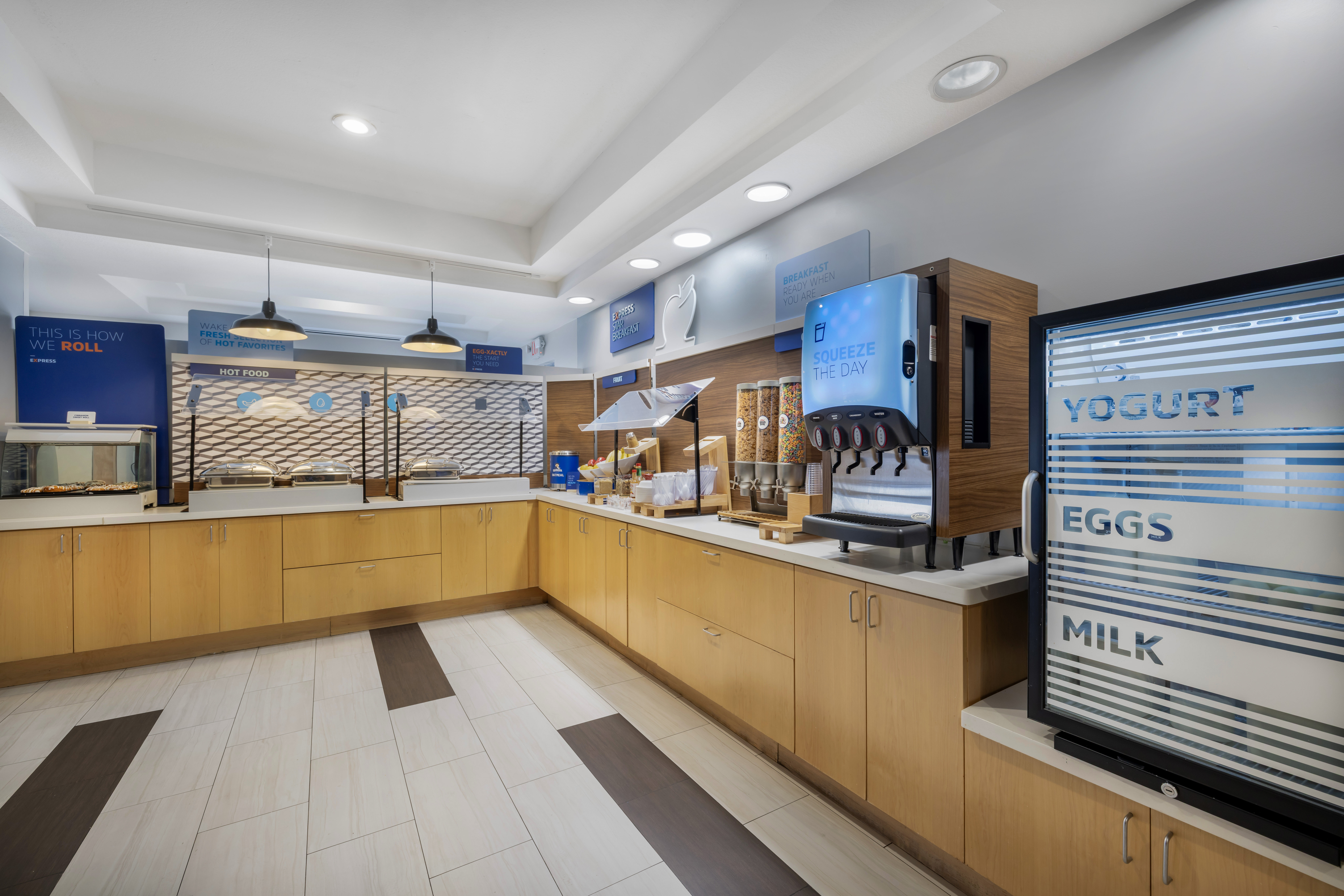 Holiday Inn Express Hotel And Suites Lake Elsinore 34/61
