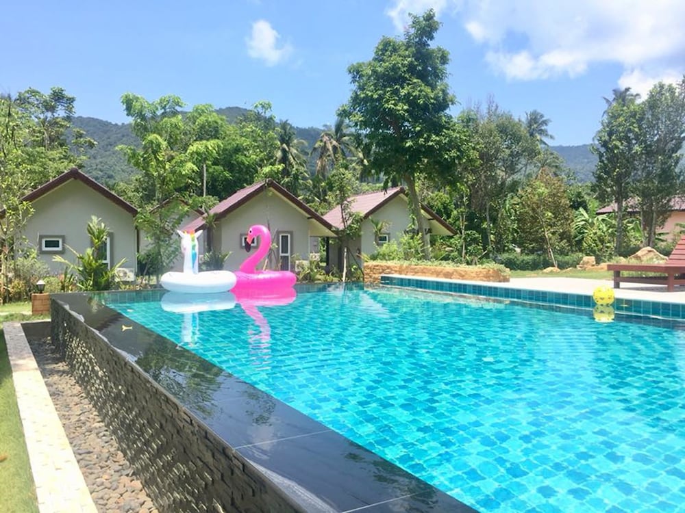 Evergreen Kohchang Resort 30/32