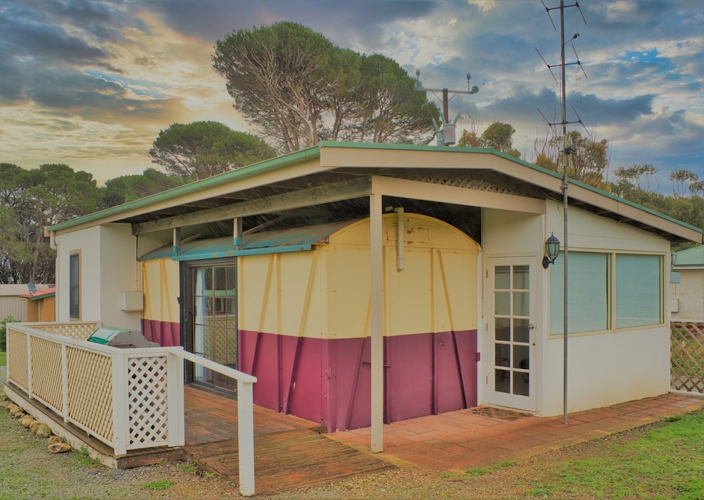 Cape Jervis Accommodation and Caravan Park 2/72