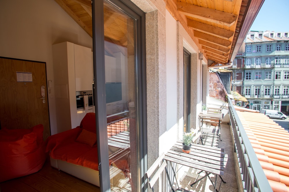 Living Porto Apartments by Porto City Hosts 40/50