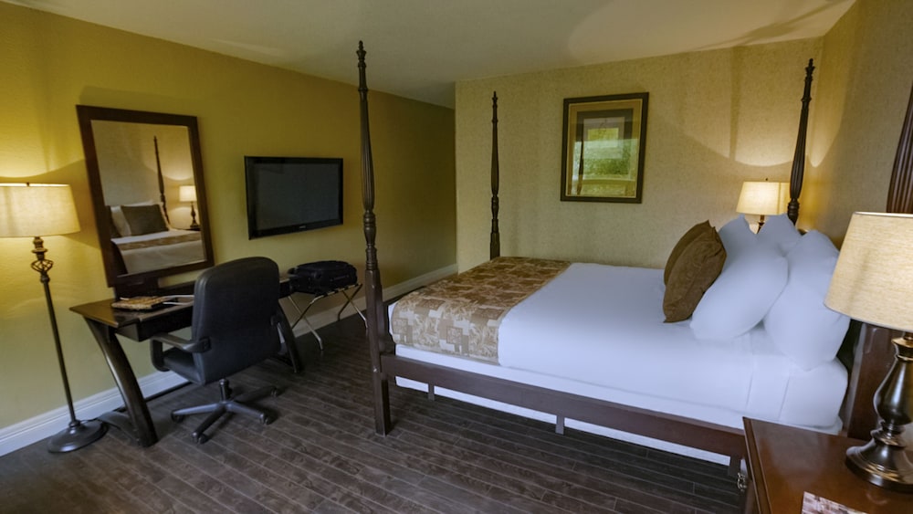 Hearthstone Inn Halifax Dartmouth 11/50