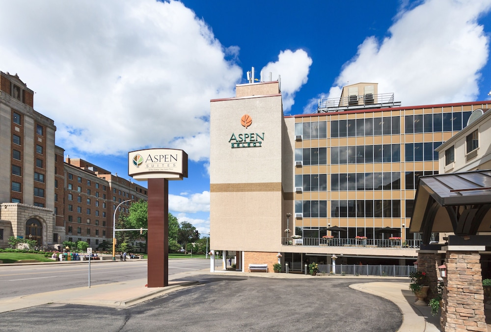 Aspen Suites - Rochester 7/37