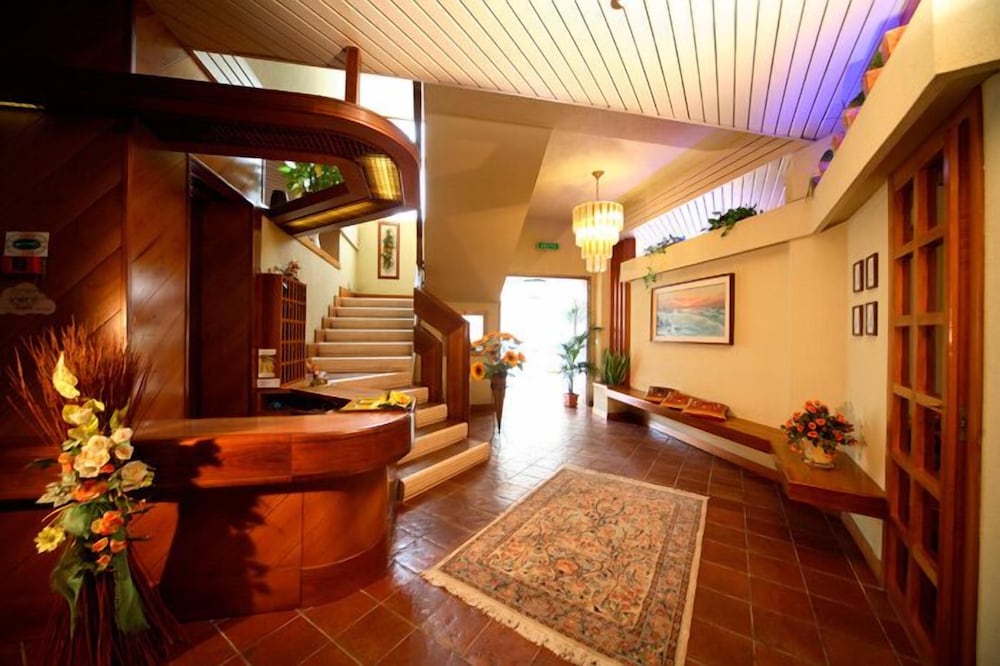 HOTEL GRAZIELLA 8/55