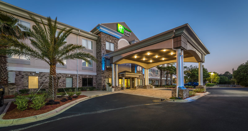 Holiday Inn Express & Suites Jacksonville - Blount Island, an IHG Hotel 6/80