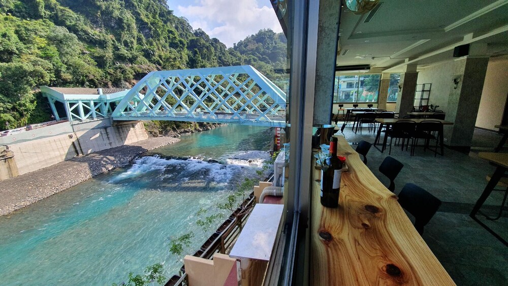 Wulai shuan Hot Spring House 14/20
