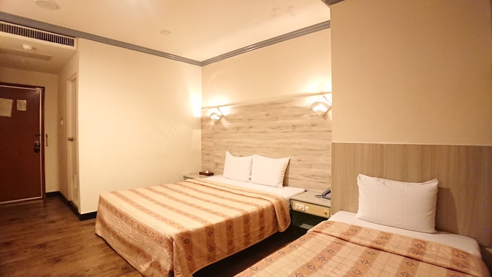 Hwa Nan Hotel 18/70