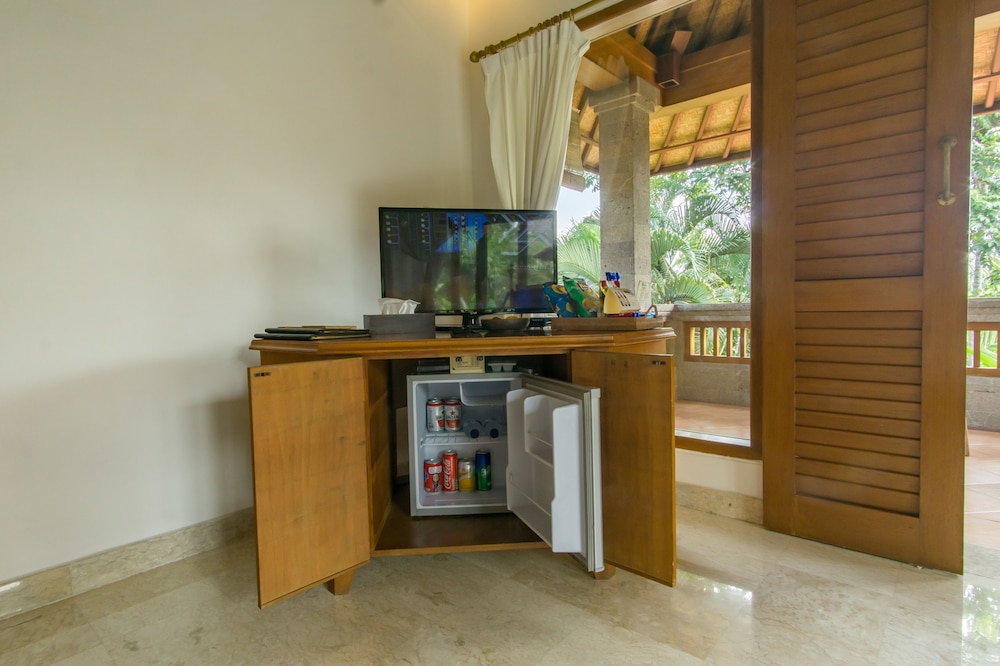 Villa Sonia 8/69