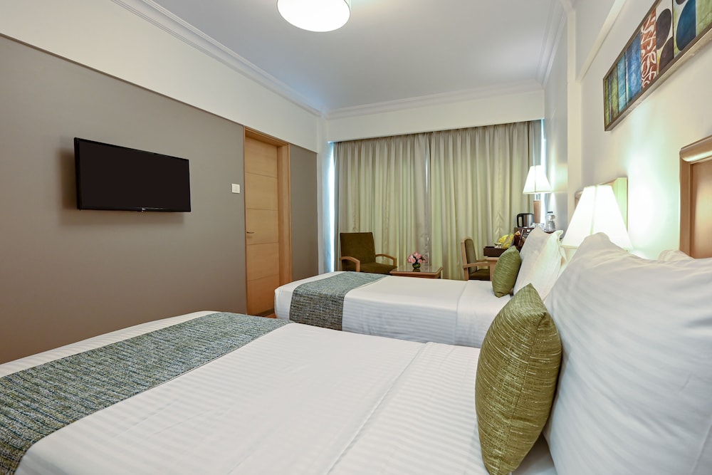 Fariyas Hotel Mumbai 15/50