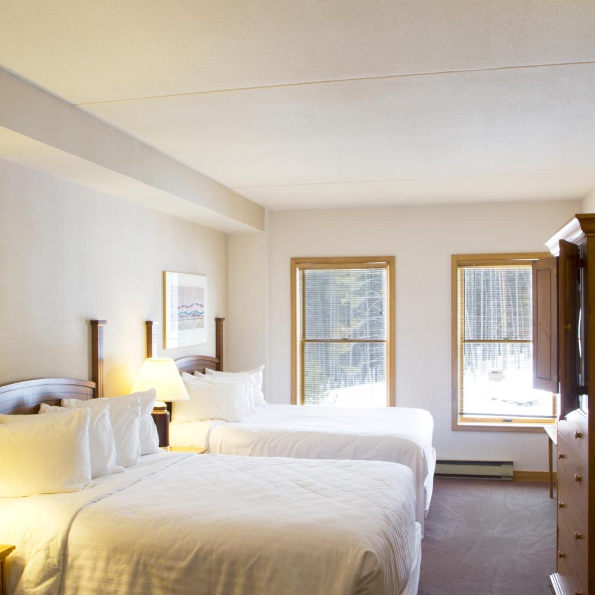 غرفة بسريرين كوين، The Vintage Hotel 3/7