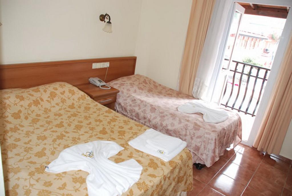 DOUBLE ROOM - ECONOMY