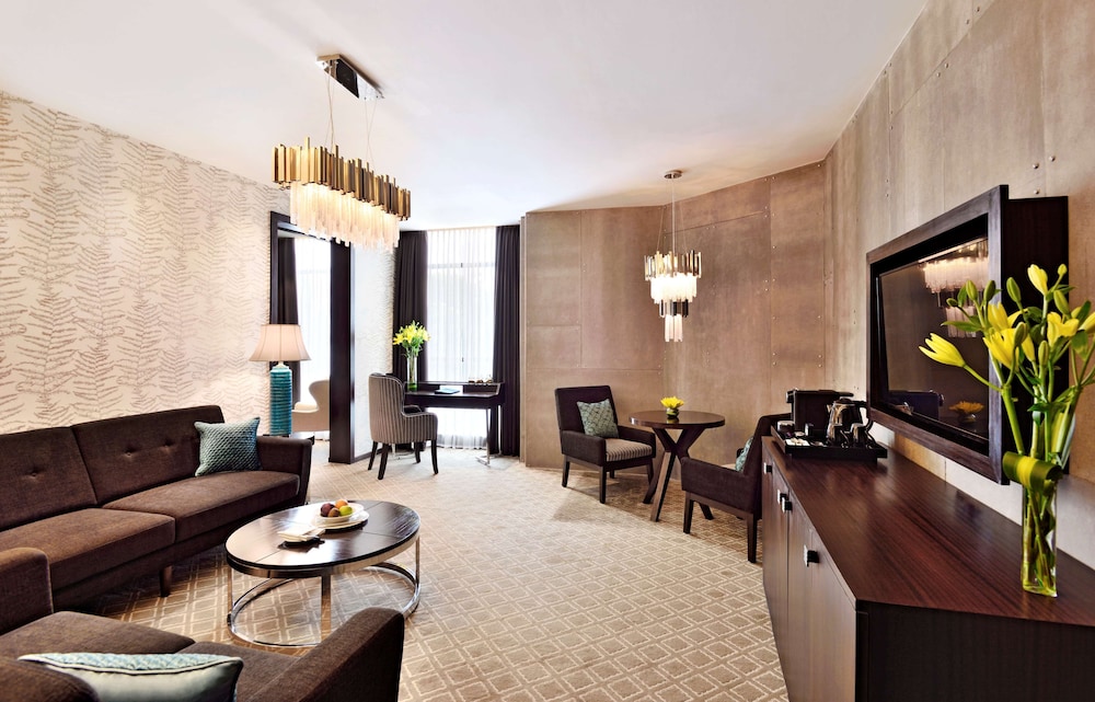 Radisson Blu Atria Bengaluru 56/76