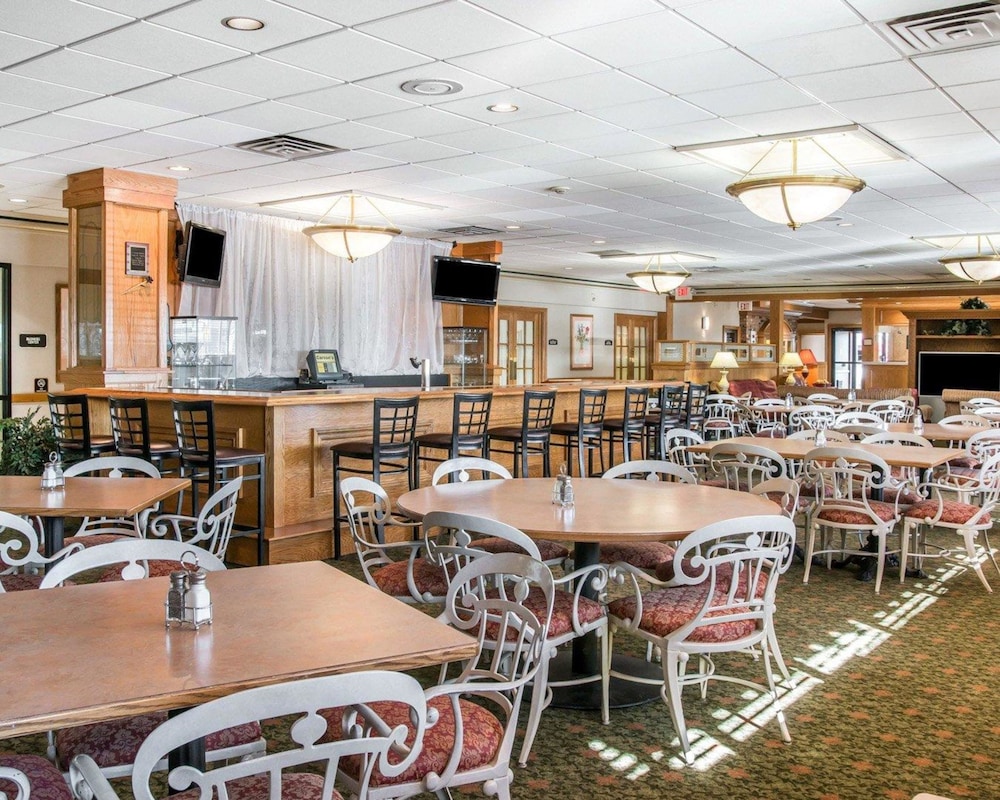 Quality Inn & Suites Monroe 34/48