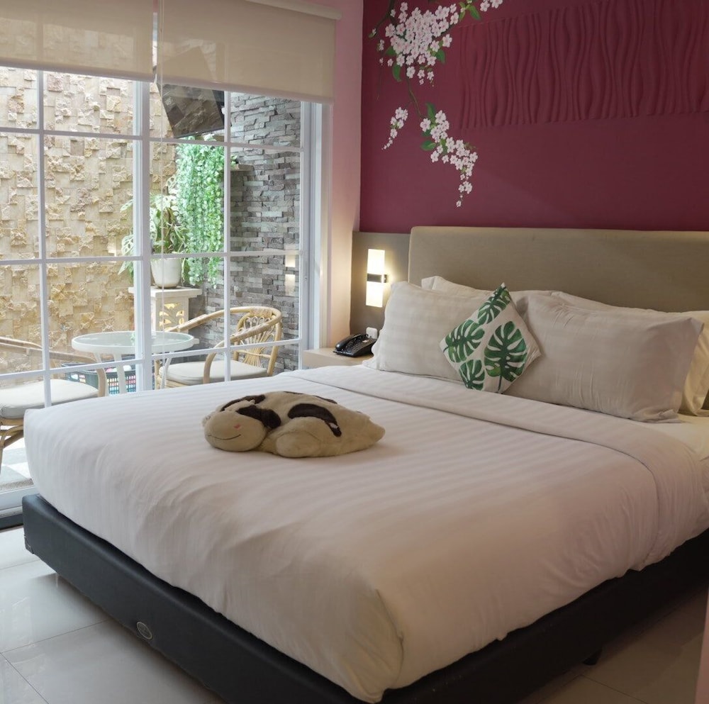 Verse Lite Hotel Gajah Mada 23/67