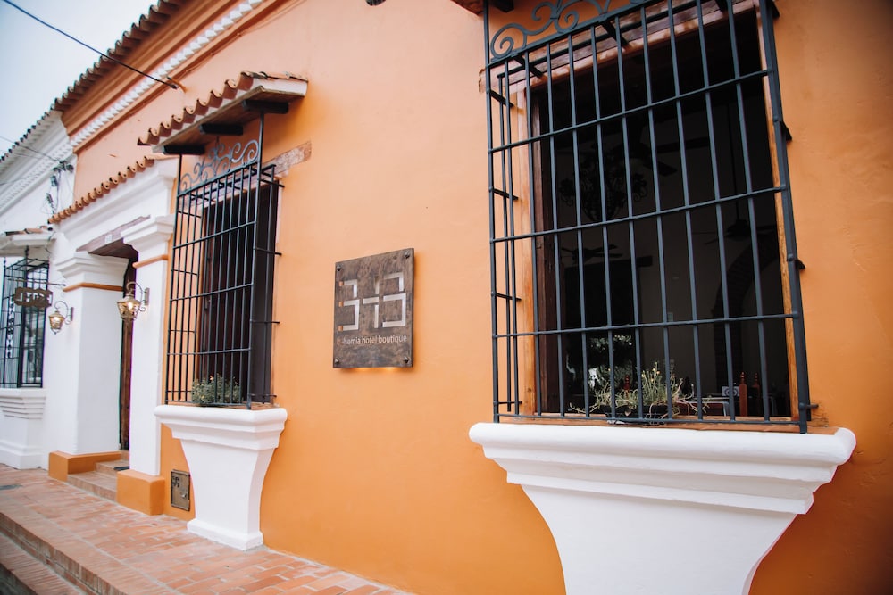 BOHEMIA HOTEL BOUTIQUE 2/50