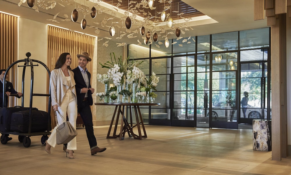 Four Seasons Hotel Austin 16/35