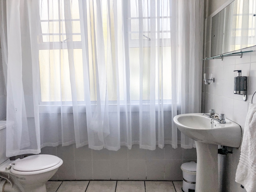 Selborne Bed And Breakfast 43/50